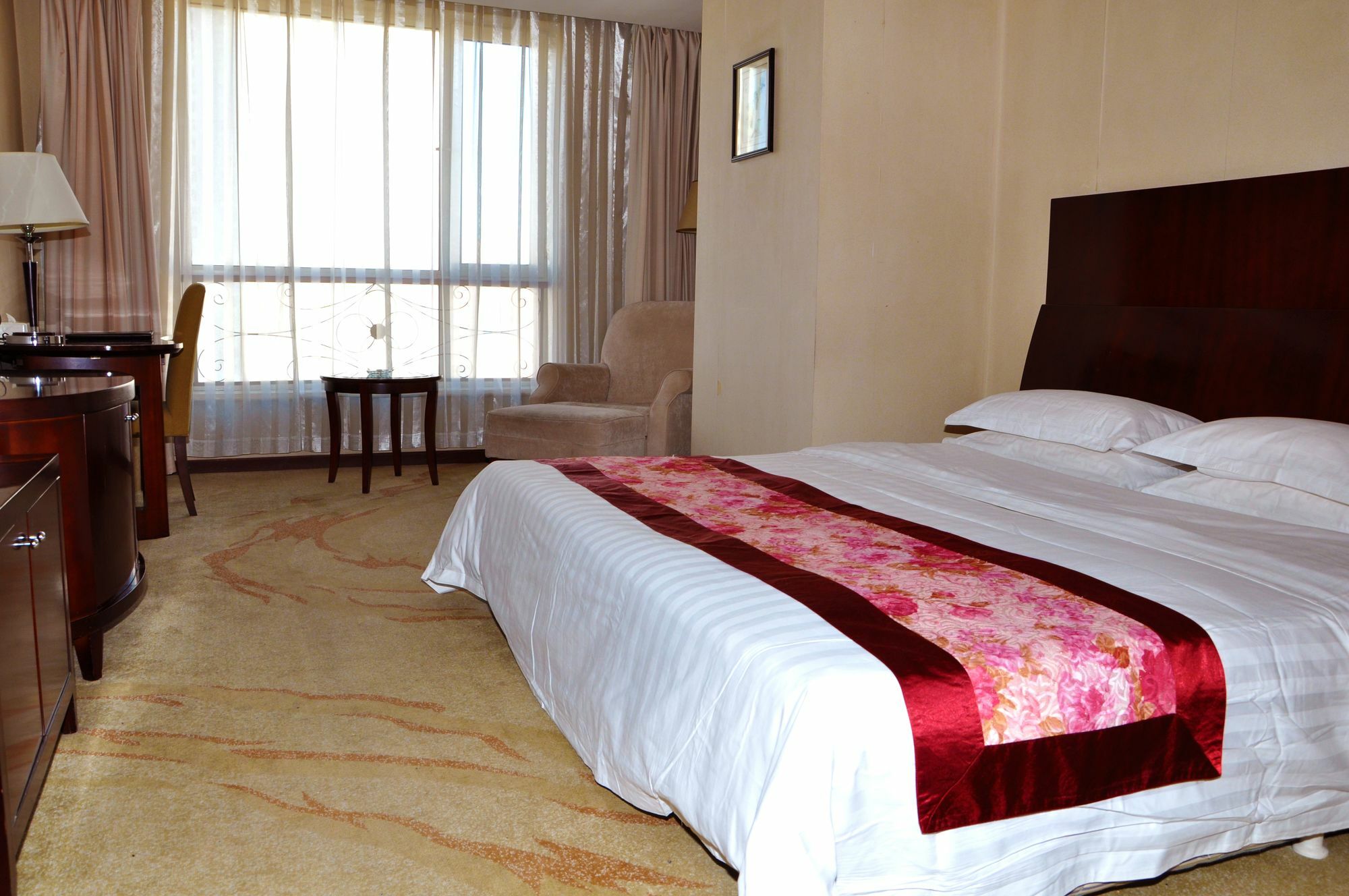 Dalian New Garden Hotel Exterior foto